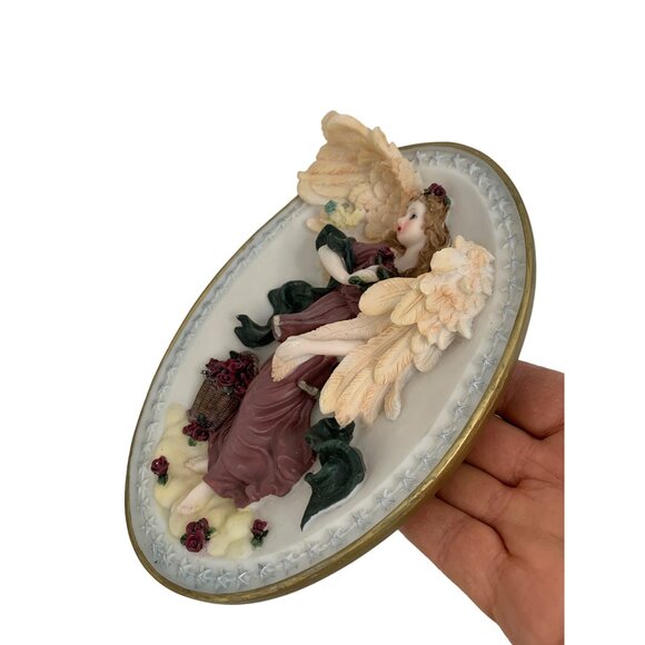 Oval Wall Decor Relief Sculpted 3D Plate Angel Vintage 6" x 8" Roses 7115 - Picture 3 of 9